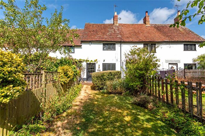 3 Bedroom Terraced House For Sale In High Street, Tingrith, Bedfordshire, MK17