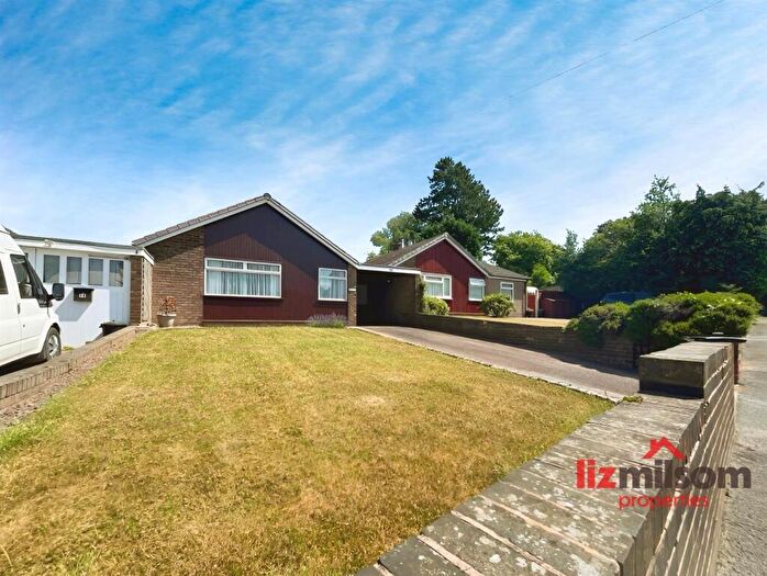 2 Bedroom Detached Bungalow For Sale In Mill Hill Lane, Burton-On-Trent, DE15