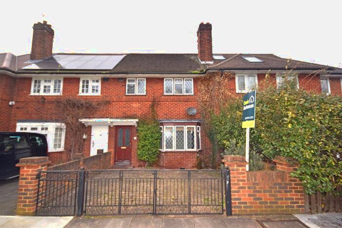 4 Bedroom Property To Rent In Glebe Side, Twickenham, TW1