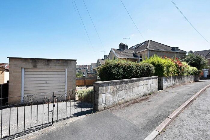 Garages To Rent In Ringwood Road, Bath, BA2