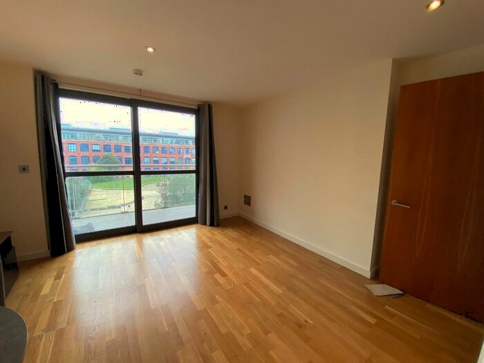 2 Bedroom Flat To Rent In Pollard Street, Manchester, M4