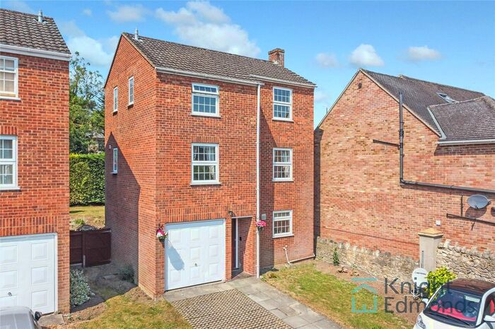 4 Bedroom Detached House To Rent In London Road, Maidstone, Kent, ME16