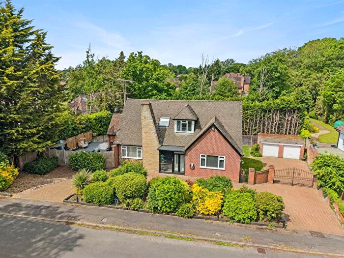 5 Bedroom Detached House For Sale In The Uplands, Gerrards Cross, SL9