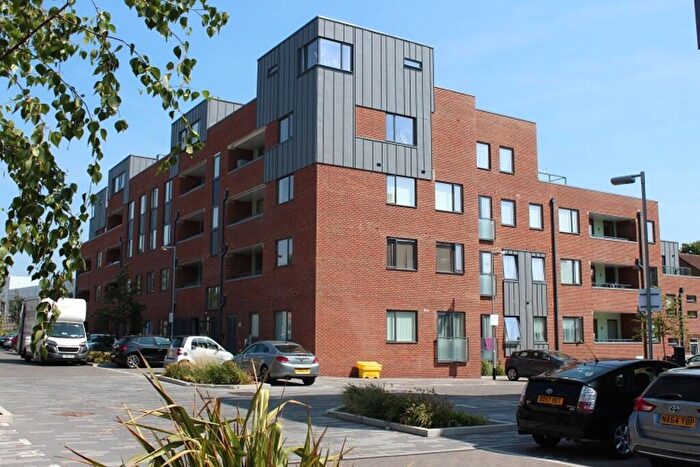 1 Bedroom Flat For Sale In Ladysmith Road, Harrow, HA3