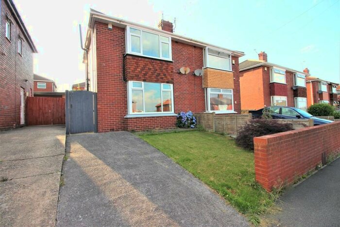 2 Bedroom Semi-Detached House To Rent In Newlands Drive, Sheffield, Sheffield, S12