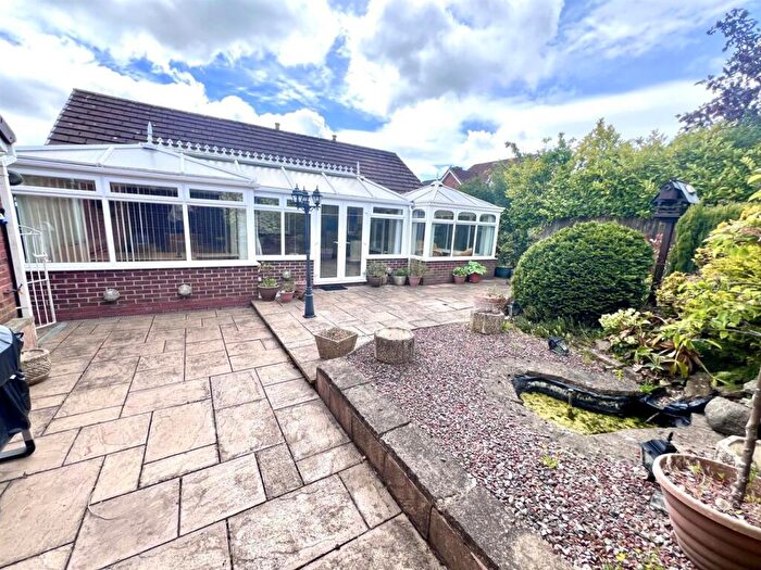 2 Bedroom Detached Bungalow For Sale In Wilton Court, Greenfields, Newton Aycliffe, DL5