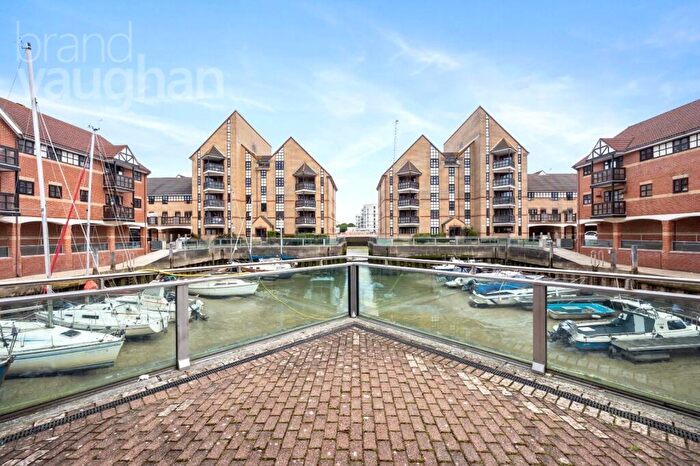 2 Bedroom Flat To Rent In Emerald Quay, Shoreham-by-Sea, West Sussex, BN43