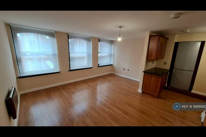 2 Bedroom Flat To Rent In Thomas Street, Manchester, M4