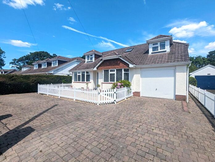 5 Bedroom Detached House For Sale In Everton Road, Hordle, Lymington, Hampshire, SO41