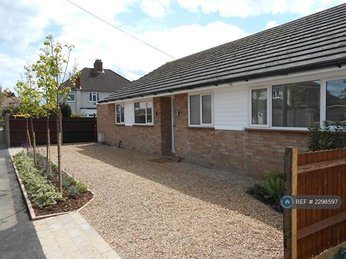 4 Bedroom Bungalow To Rent In Riverview Road, Epsom, KT19
