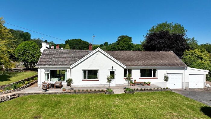 3 Bedroom Detached Bungalow For Sale In Oxwich, Swansea, SA3