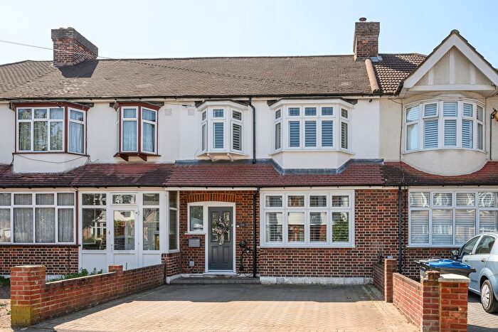 3 Bedroom Terraced House For Sale In Beaford Grove, Merton Park, London, SW20