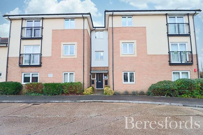 2 Bedroom Apartment To Rent In Hobart Close, CM1