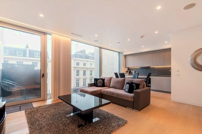 2 Bedroom Flat To Rent In Nova, Buckingham Palace Road, Westminster, London, SW1W