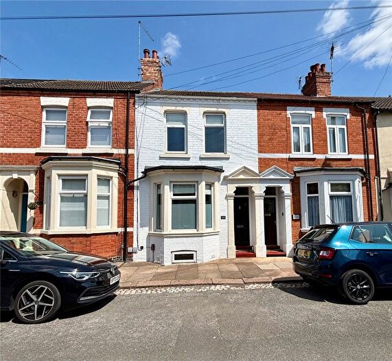 3 Bedroom Terraced House To Rent In Loyd Road, Northampton, Northamptonshire, NN1