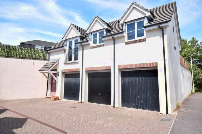 1 Bedroom Flat To Rent In Buckland Close, Bideford, EX39