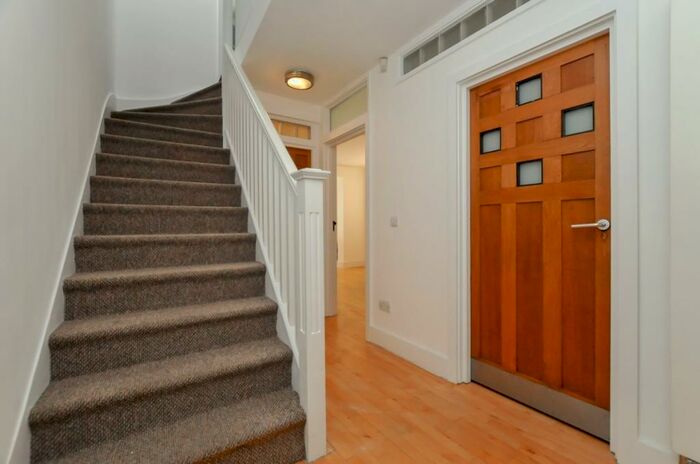 2 Bedroom Flat To Rent In Rectory Road, Stoke Newington, N16