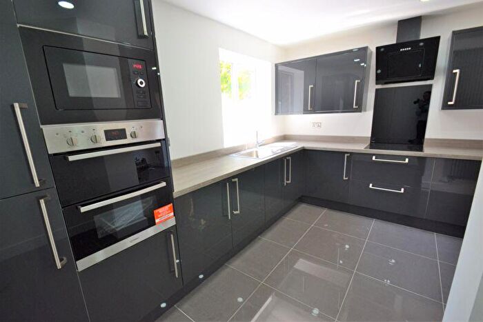 4 Bedroom Semi-Detached House To Rent In St John Street, Swinton, Manchester, M27