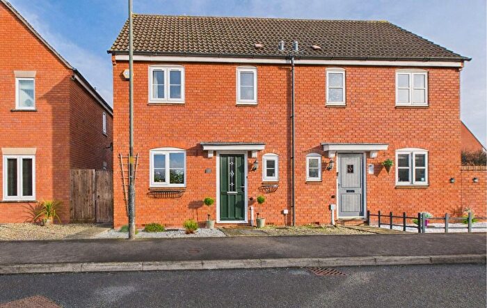 3 Bedroom Semi Detached House For Sale In Cambrian Road, Walton Cardiff, GL20
