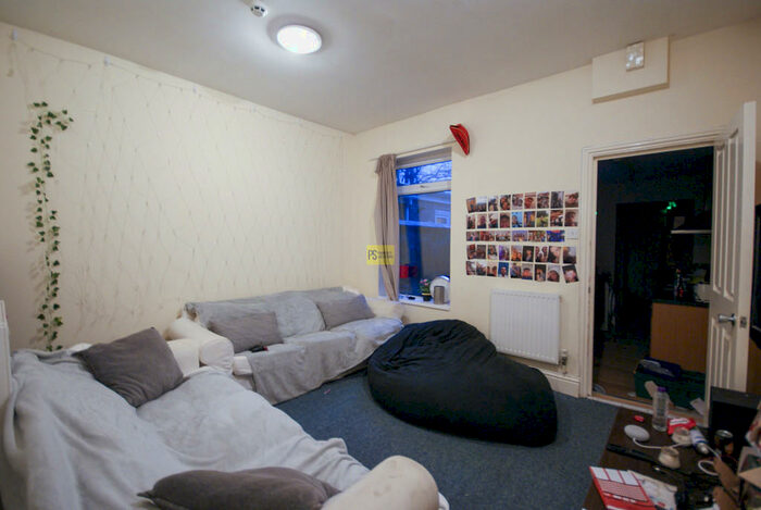 6 Bedroom Terraced House To Rent In Dawlish Road, Selly Oak - Student Property, B29