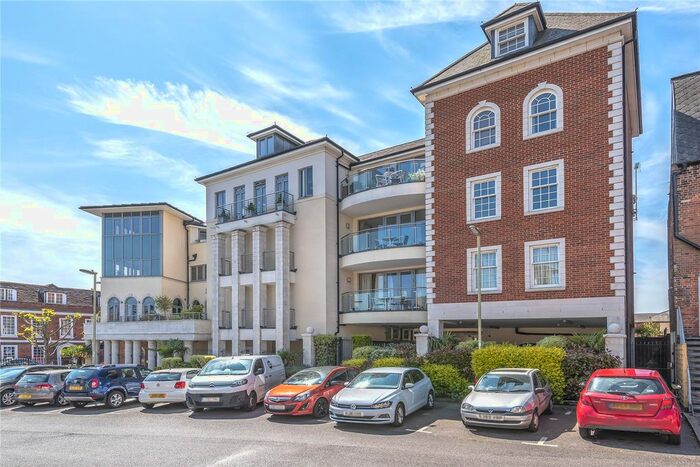 2 Bedroom Flat To Rent In Bakhaty House, Jewry Street, Winchester, Hampshire SO23