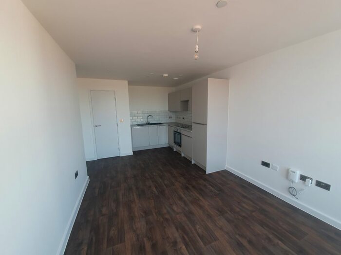1 Bedroom Flat To Rent In Moseley Gardens, Moseley Street, Digbeth, B12