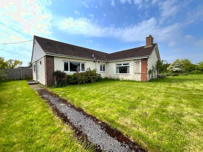 3 Bedroom Detached House For Sale In Pagans Hill, Chew Stoke, BS40