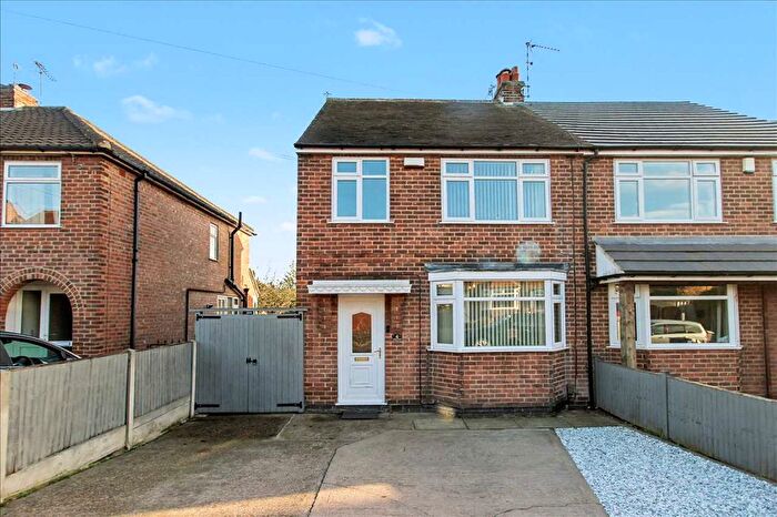 3 Bedroom Semi-Detached House For Sale In Scargill Avenue, Newthorpe, Nottingham, NG16