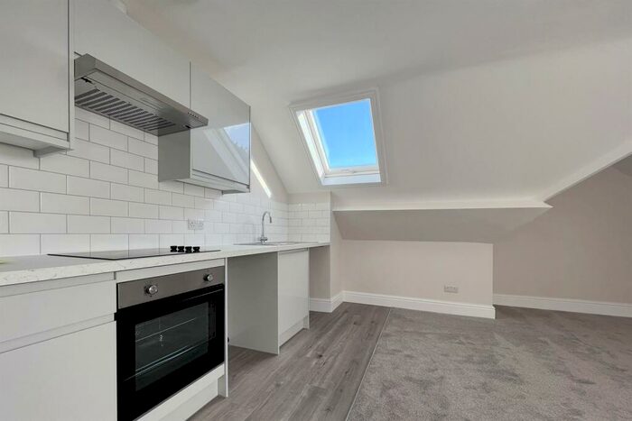 1 Bedroom Flat To Rent In Southbourne, BH6