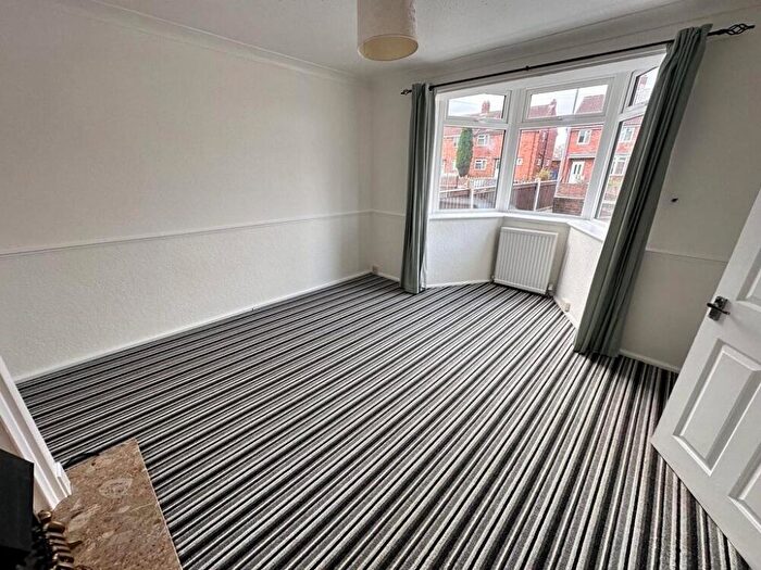 3 Bedroom Semi Detached House To Rent In Shrewsbury Road, Worksop, S80