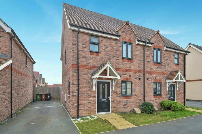 2 Bedroom Semi-Detached House To Rent In Wentworth Drive, Priors Hall Park, Corby, NN17