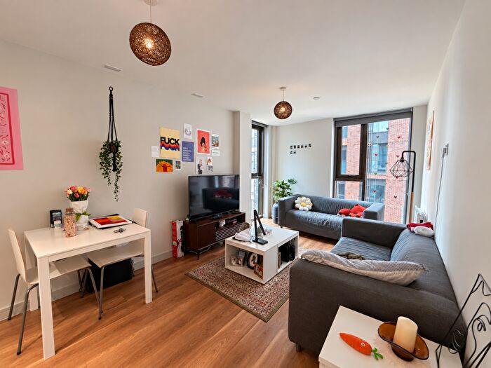 1 Bedroom Flat For Sale In Block B, One Wolstenholme Square, L1