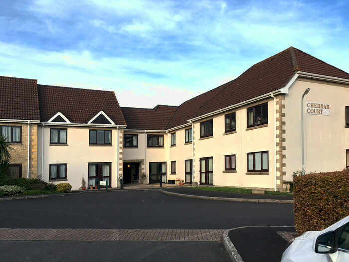 2 Bedroom Flat To Rent In Cheddar Court, Station Road, BS27