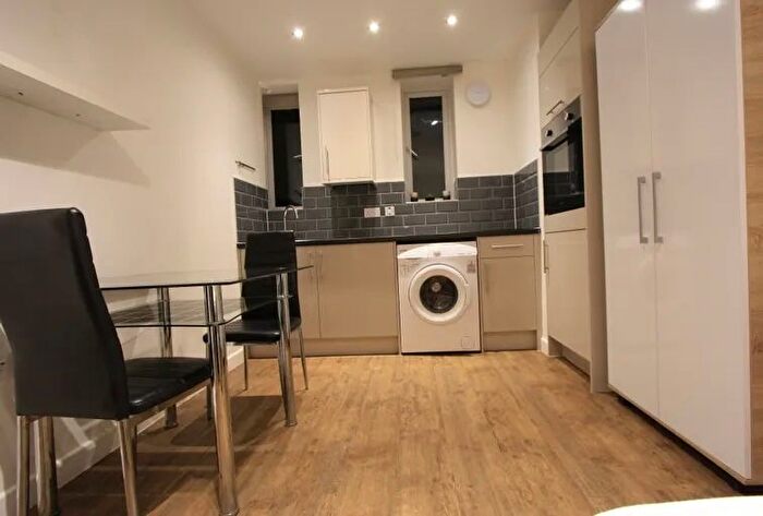 Studio To Rent In Lewisham High Street, Lewisham, SE13