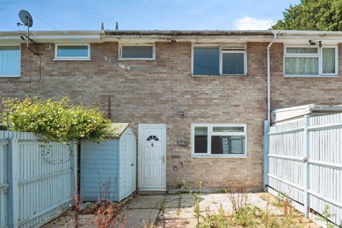 3 Bedroom Terraced House For Sale In Sandpiper Road, Southampton, SO16