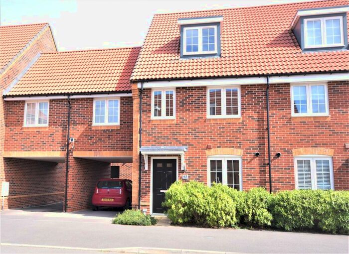 4 Bedroom SemiDetached House For Sale In Diamond Drive, Didcot, OX11