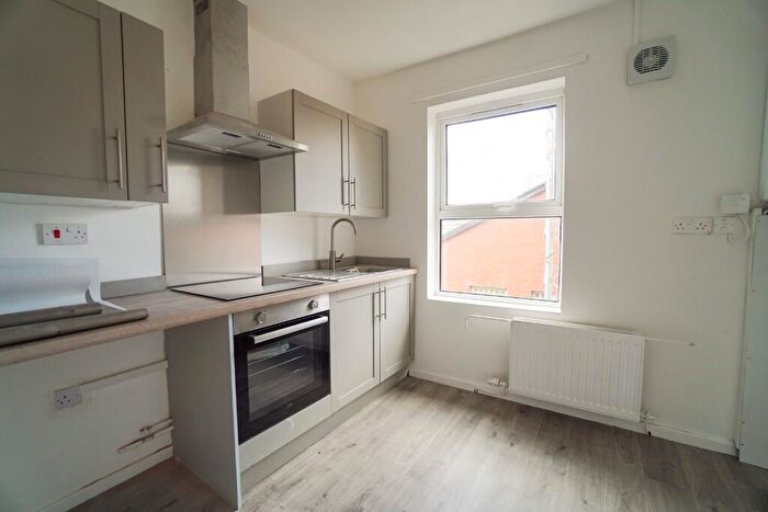 2 Bedroom Flat To Rent In Market Street, LL14