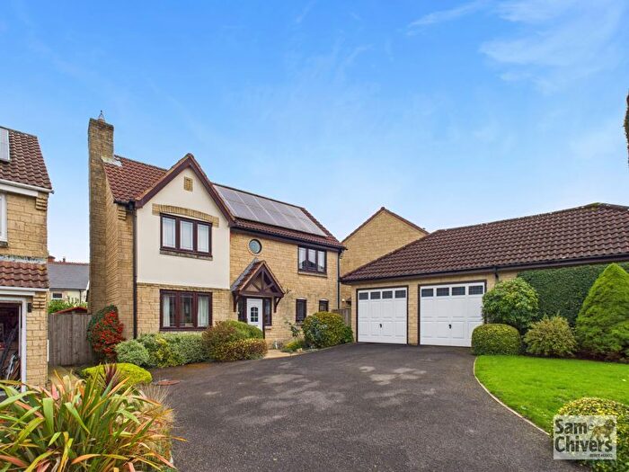 4 Bedroom Detached House For Sale In Sheppards Walk, Chilcompton, BA3
