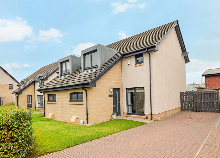 2 Bedroom Semi-Detached House For Sale In Coalburn Park, Uddingston, G71