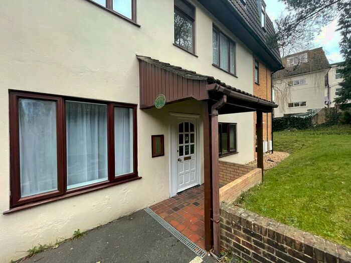 1 Bedroom Flat To Rent In Bournemouth, BH2