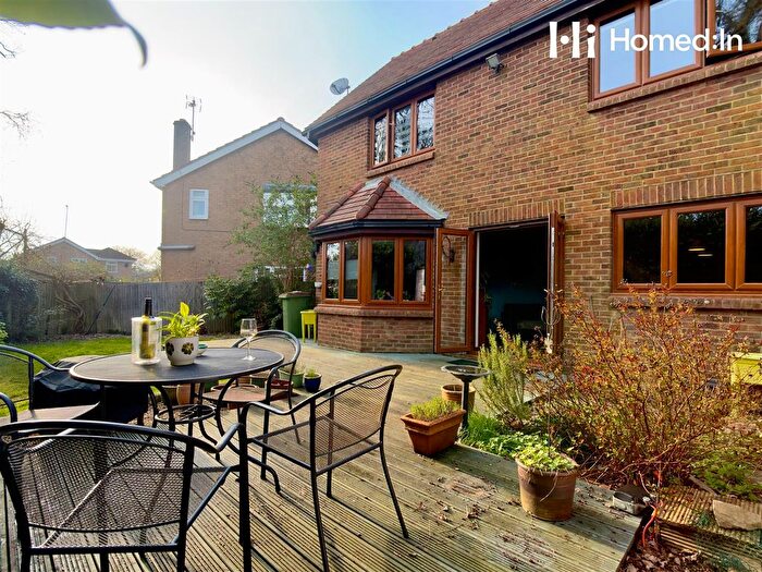 4 Bedroom Detached House For Sale In The Fieldings, Southwater, Horsham, RH13