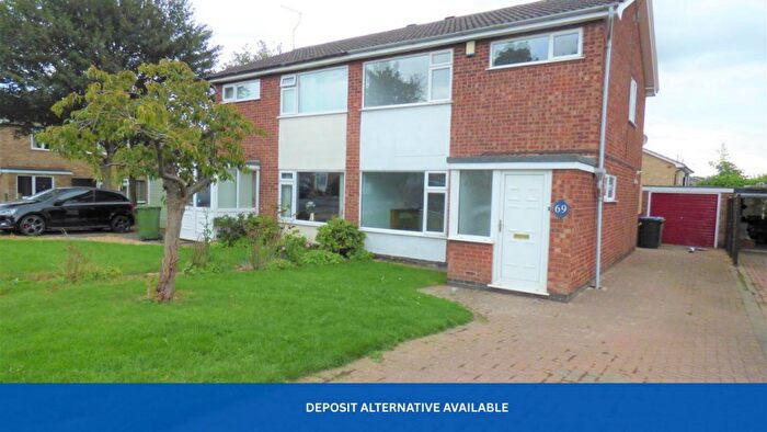 3 Bedroom Semi-Detached House To Rent In The Ridgeway, Market Harborough, LE16