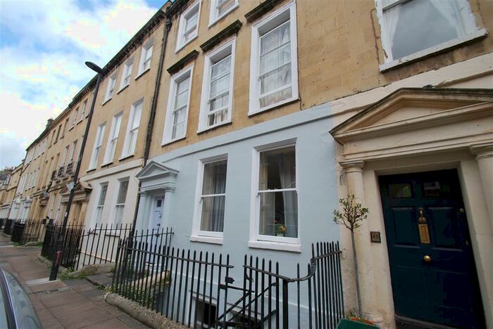 2 Bedroom Property To Rent In New King Street, Bath, BA1