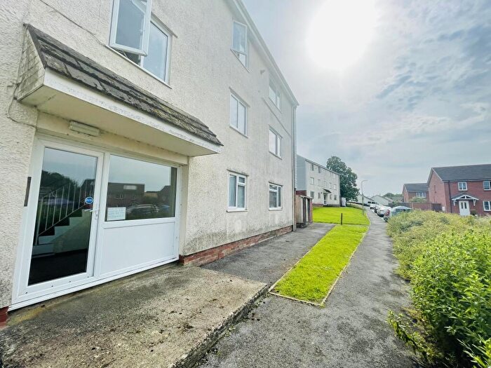 2 Bedroom Flat To Rent In Haverfordwest, SA61