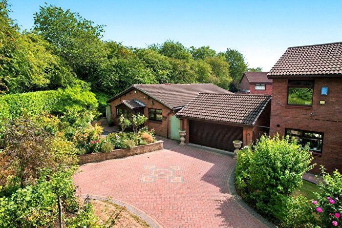 3 Bedroom Bungalow For Sale In Brackenside, Reddish Vale, Stockport, SK5