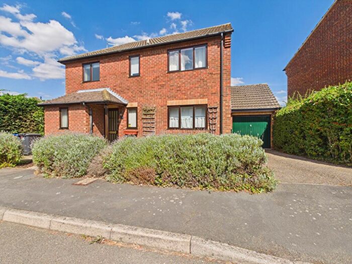 3 Bedroom Detached House For Sale In The Leys, Long Buckby, NN6
