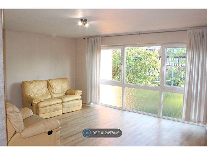 1 Bedroom Flat To Rent In Rowland Court, Croydon, CR0