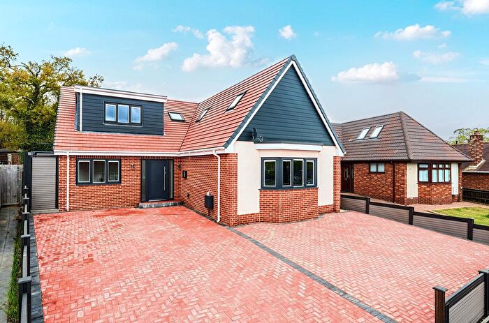 3 Bedroom Detached House For Sale In Testlands Avenue, Nursling, Southampton, SO16