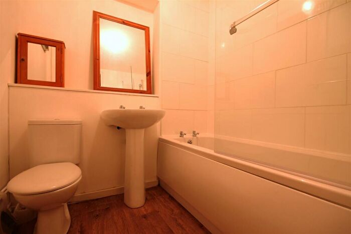 2 Bedroom Apartment To Rent In The Chare, City Centre, NE1