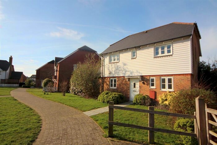 3 Bedroom Detached House To Rent In Emerald Walk, Kings Hill, ME19